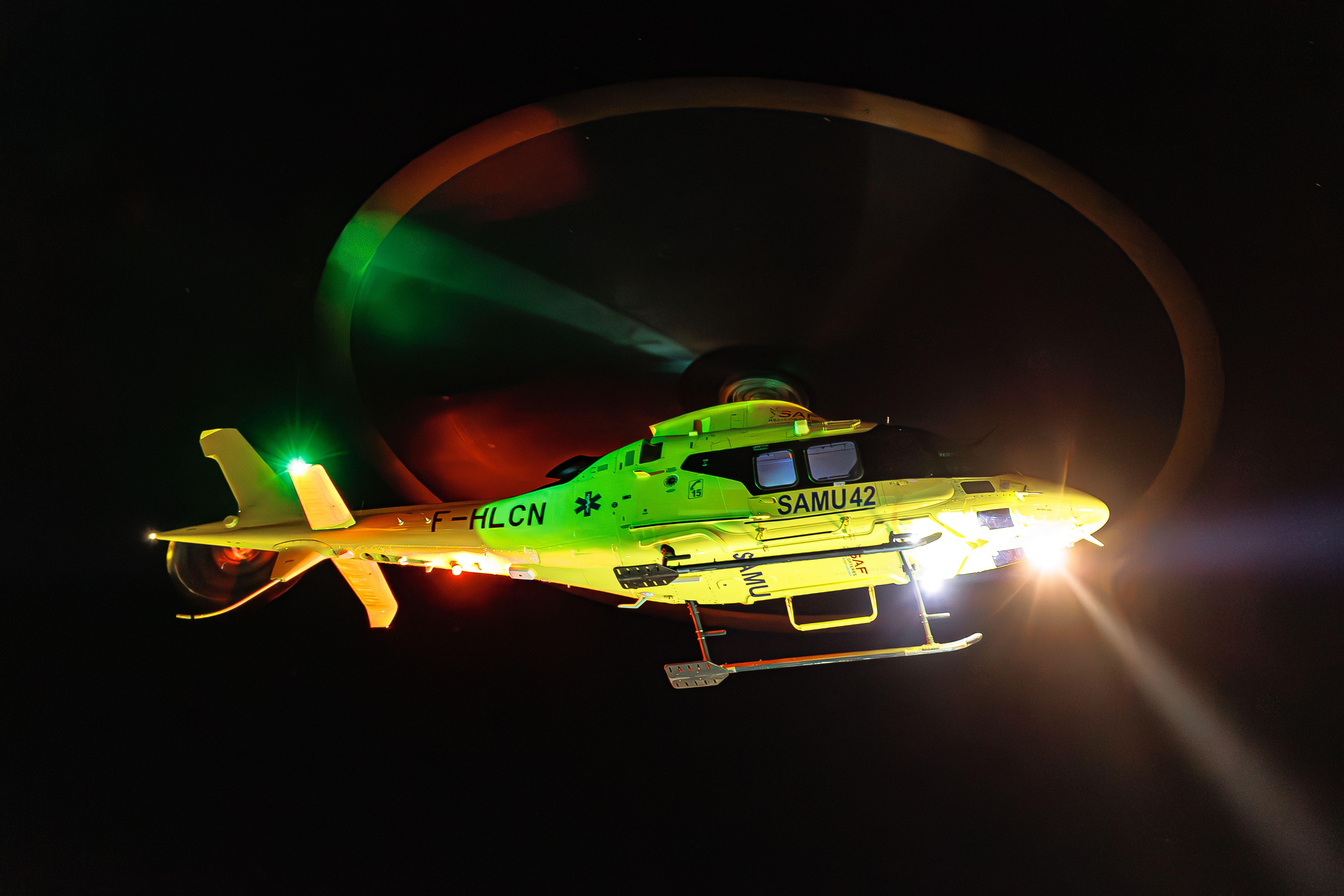 En provenance de saint Eienne en approche de hélisurface de Roanne ( France )
hélicoptère du Samu 42 : hélicoptère Leonardo AW109 F-HLCN - Trekker SAMU42
🚁Thank you Team Helismur 42 - Helisa 😉
📸Matériel Canon R6 / Sigma 70 200 /2,8 sport