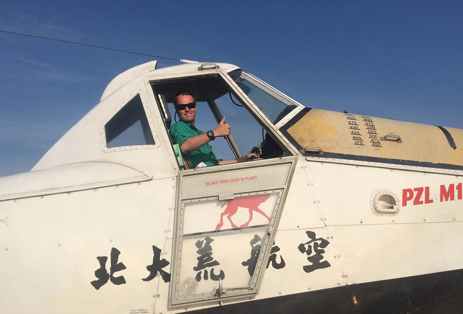 A fighter jet is flying through the sky with its nose pointed down. AI generated content