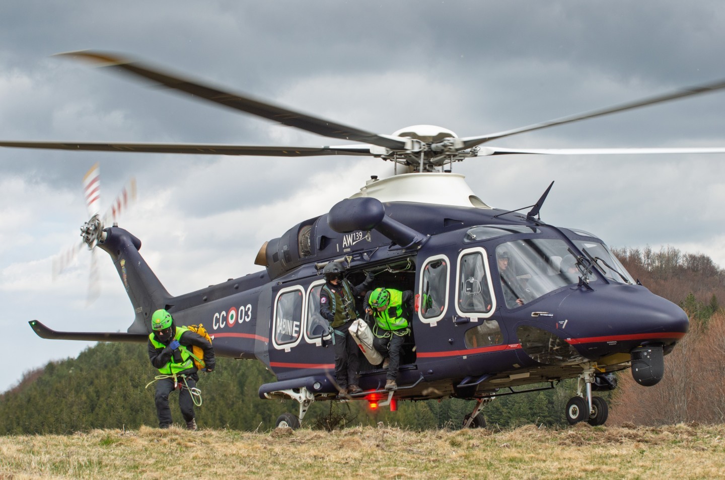 Leonardo AW139 "Carabinieri" call-sign "Fiamma 03" MM82081 during "SATER 1-25" military exercise with "Soccorso Alpino Emilia Romagna" and Italian Air Force.
