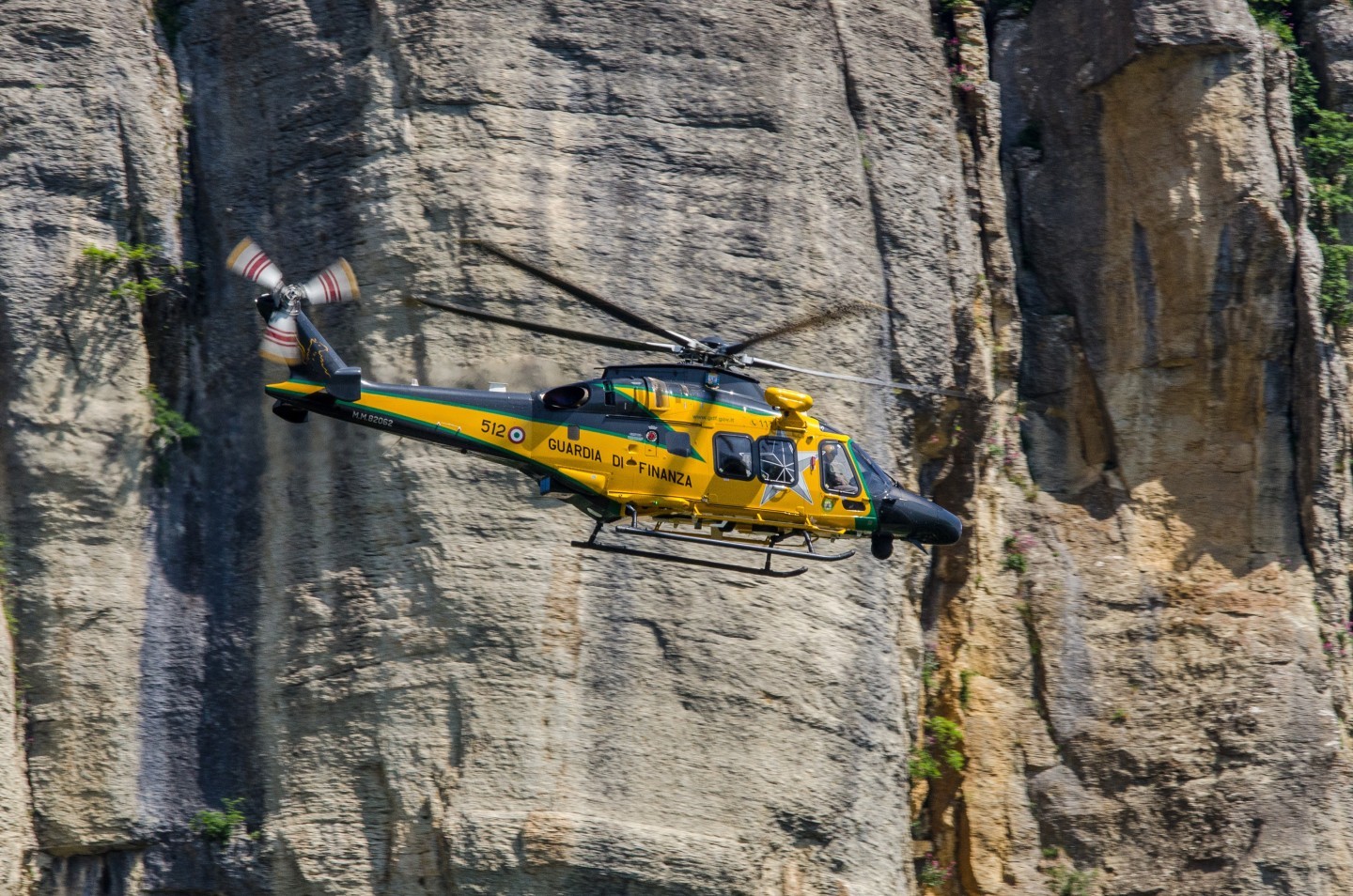 Leonardo UH-169A "Guardia di Finanza" call-sign "Volpe 512" MM82062 in Castelnovo ne Monti, "Pietra di Bismantova" during exercise with "Soccorso Alpino Emilia Romagna"