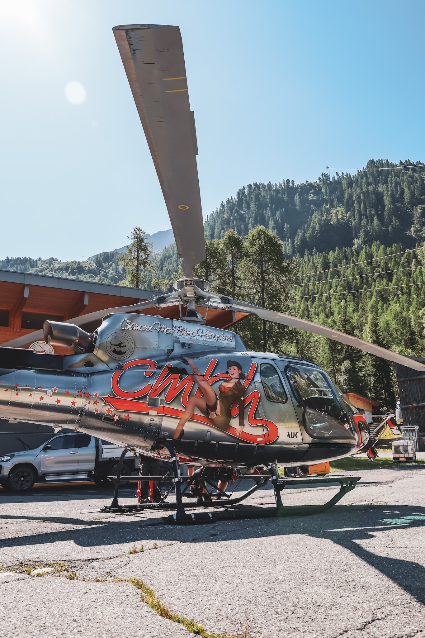 Lily-marie en stand-by sur la DZ d'Argentiere au CMBH