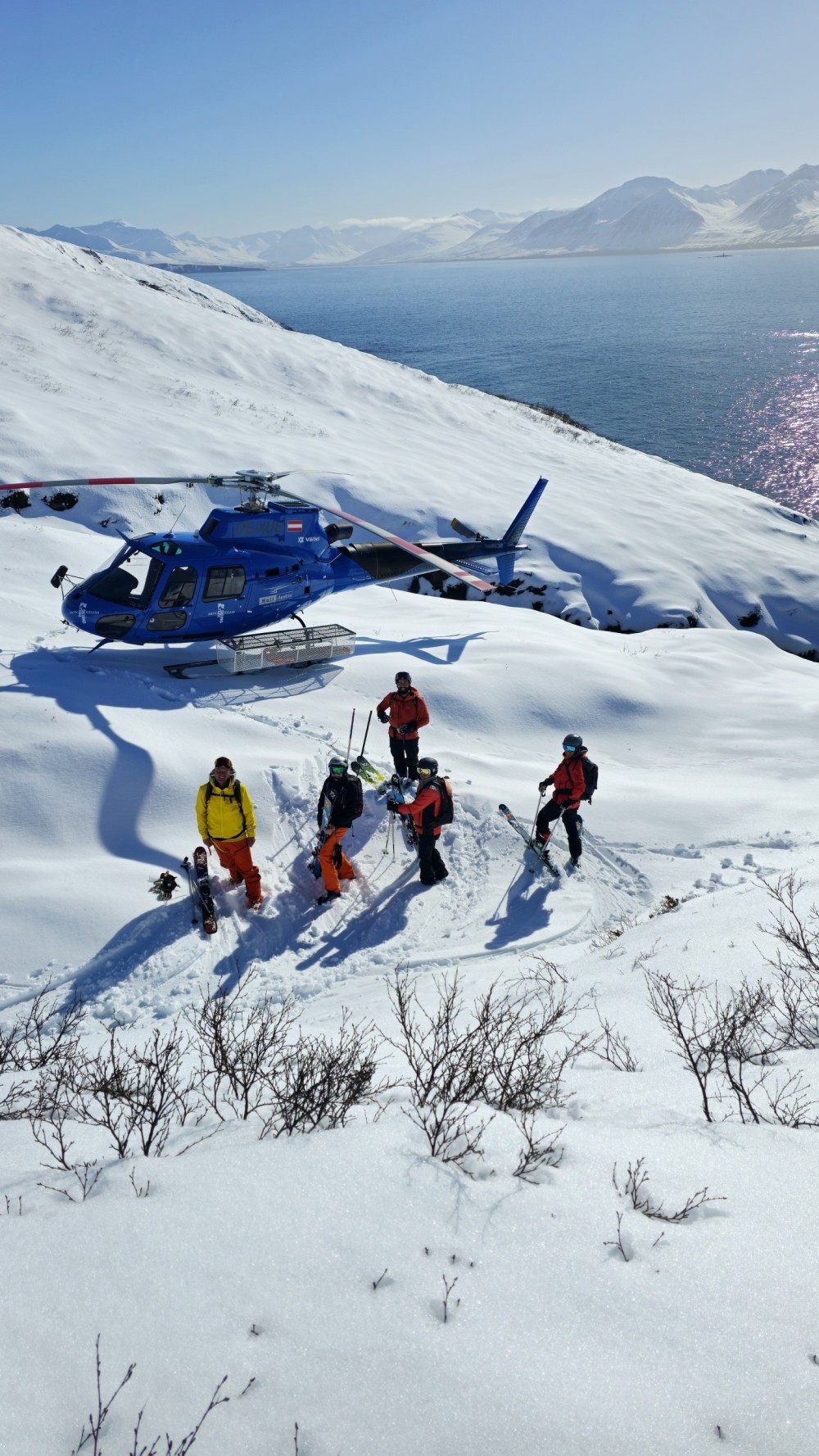 Today was perfect – amazing weather and great skiing conditions. I absolutely love my job, and I’m not even trying to hide how much I love it, grinning all day while flying around these mountains!