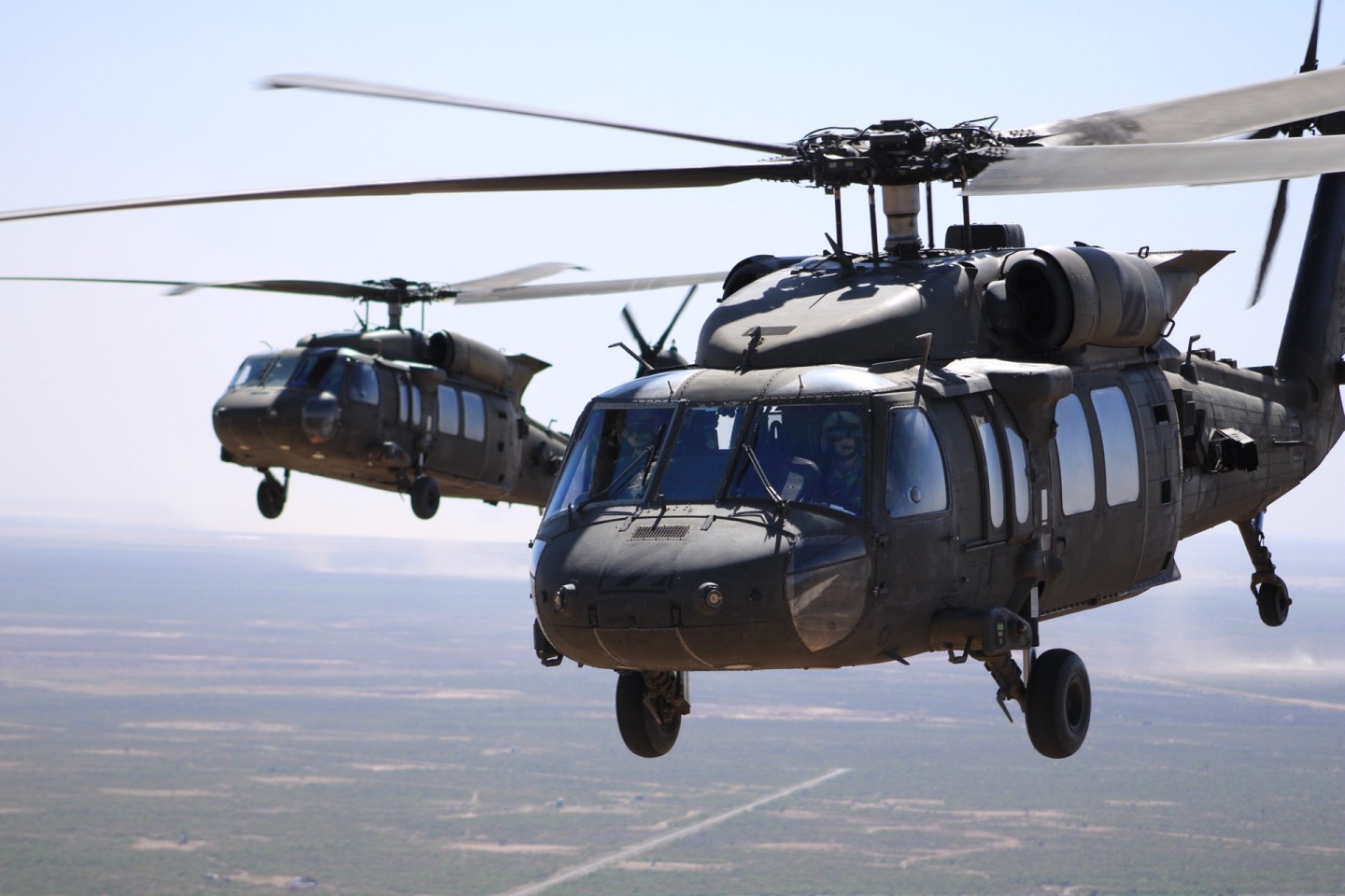 My photo shows 2 UH-60M’s of 4-3 Assault Helicopter Battalion, 3rd Combat Aviation Brigade, stationed at Hunter Army Airfield engaged in air movement operations along the southern border on 30 April, 2025.