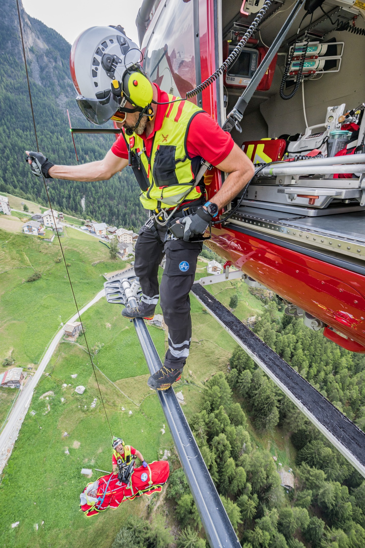 This summer, I had the unique opportunity to accompany Air Zermatt on two days of real live mountain rescues. With my camera, I was able to get up close and personal as the crews set off on demanding missions in the Valais mountains at short notice.

These were intense hours full of impressions, marked by situations that are far removed from everyday life: the moment when seconds count, the interaction between pilot, rescue specialists and doctors, and the incredible precision with which everyone in the team acts.
 
For me, it was not only a special experience photographically, but also very moving on a human level. The mountains reveal their full beauty, but also their dangers – and the professionalism of Air Zermatt commands deep respect.