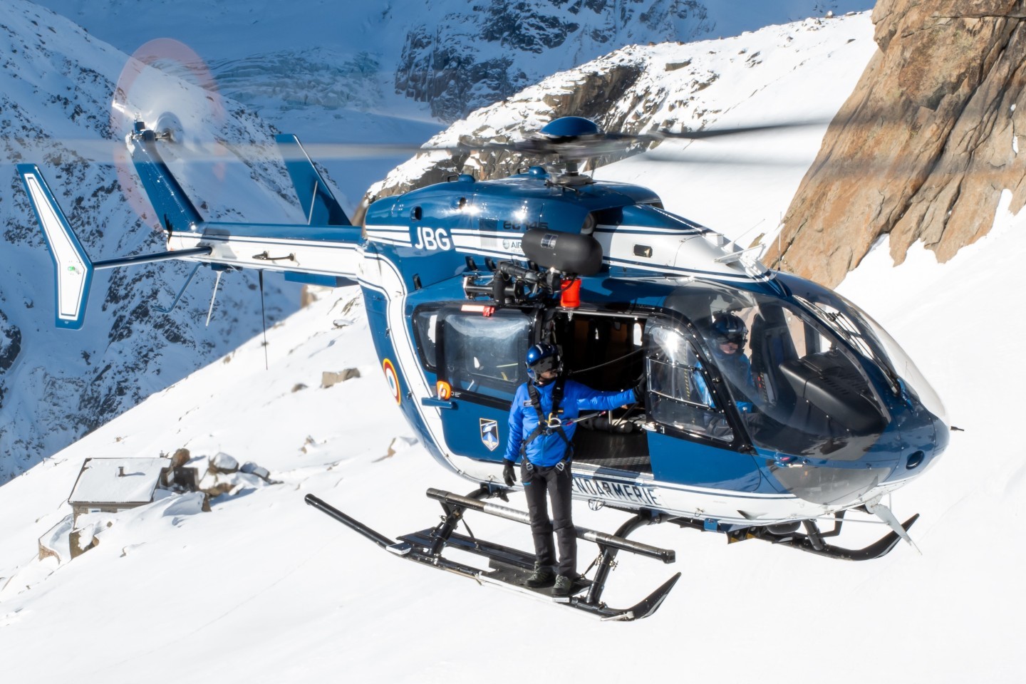 In February 2025, I took this photo of the Airbus EC145 operated by the Forces Aériennes de la Gendarmerie Nationale in the French snow-covered mountains near Mont Blanc.
