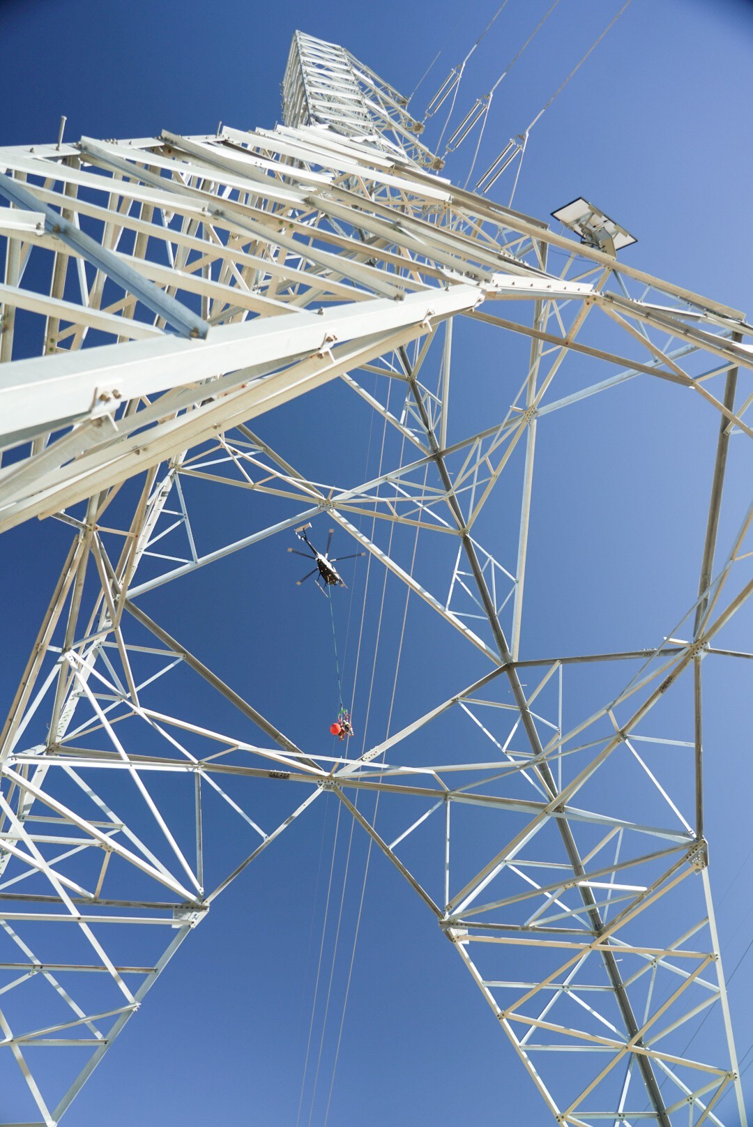 Powerline work, installing marker balls