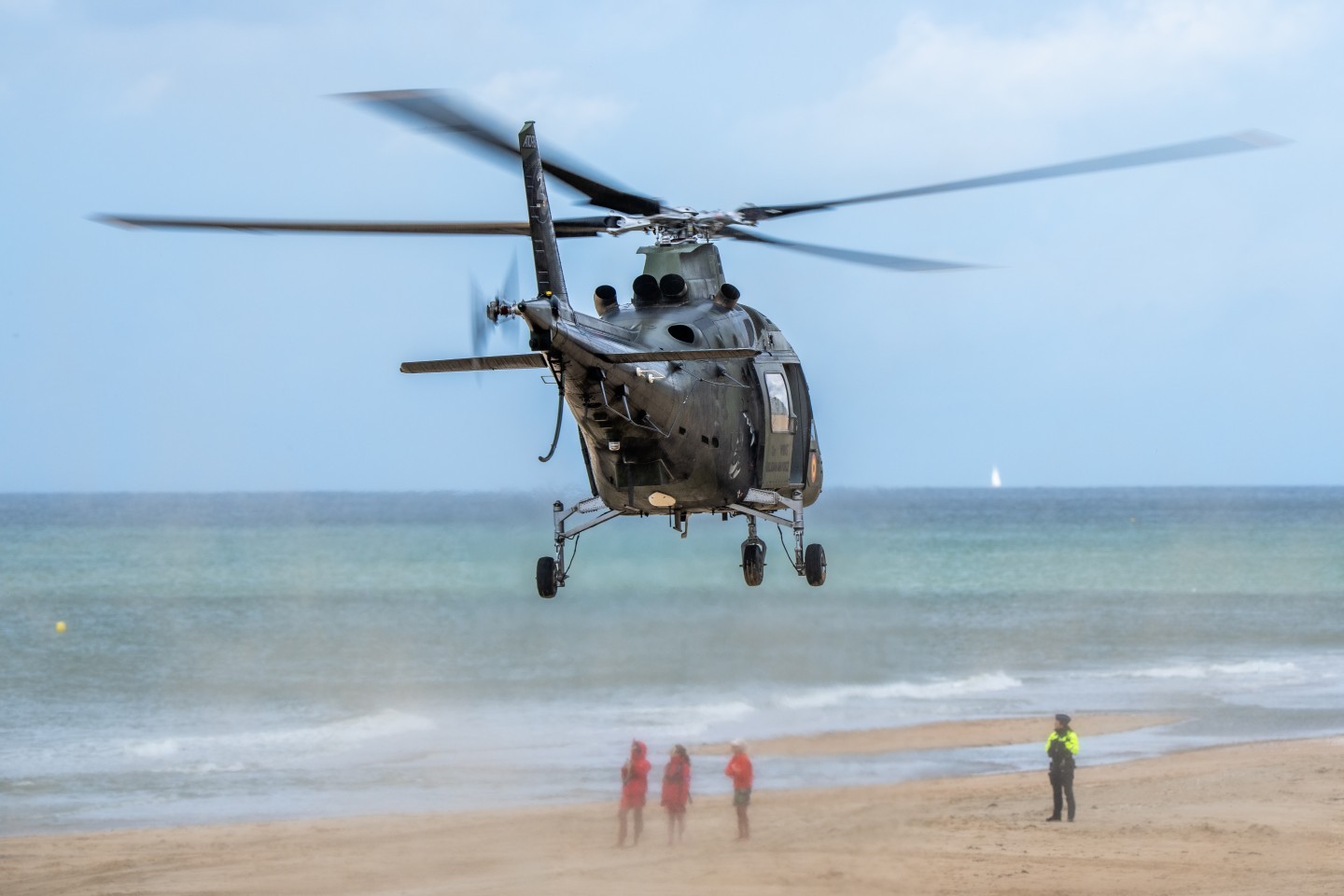 The Belgian Air Force (BAF) operates the Agusta A109BA “Griffon” as a versatile light utility and combat support helicopter, serving roles from reconnaissance to anti‑tank missions.

With Belgian Special forces, beach landing