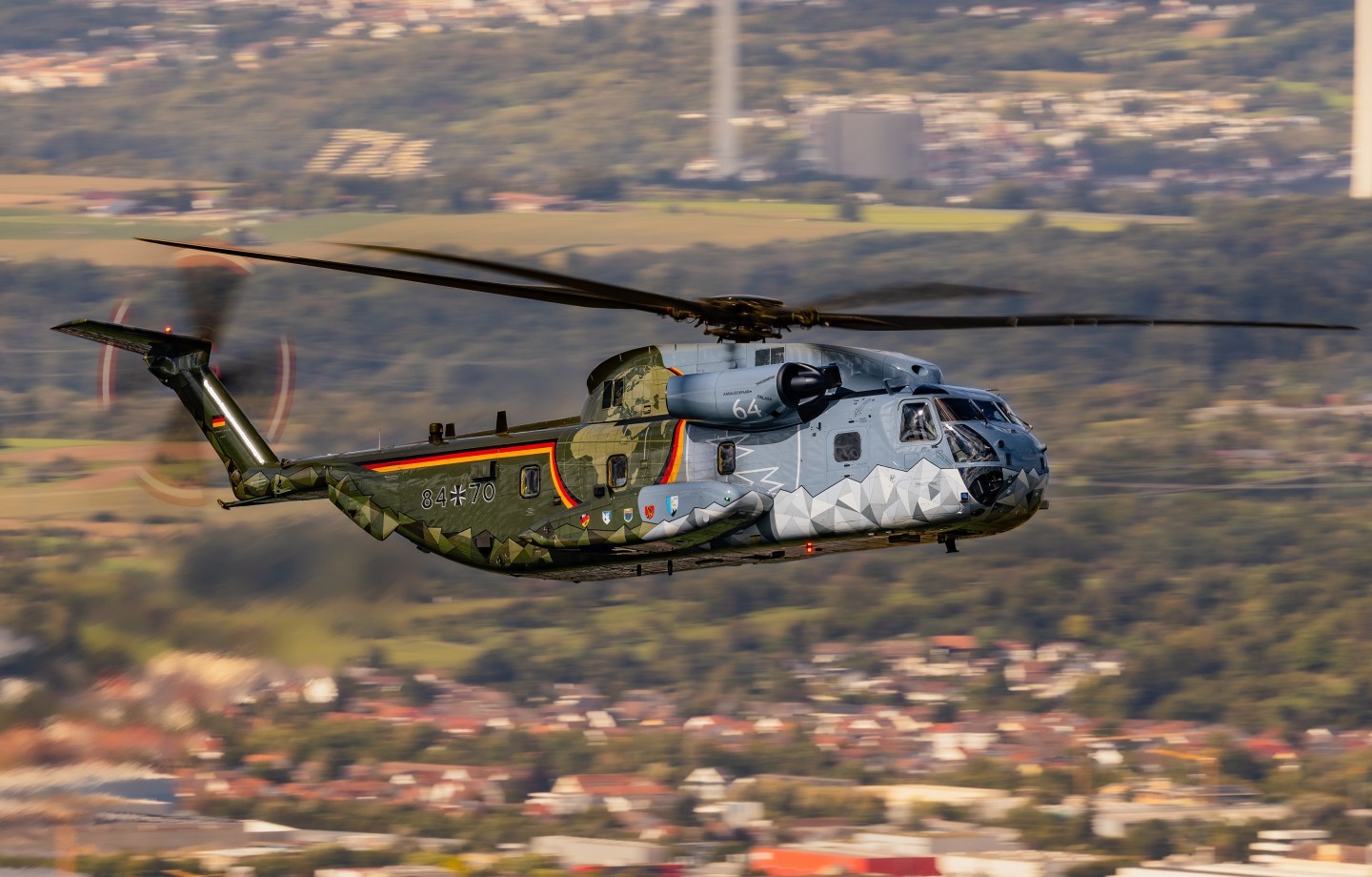 84+70, CH53 , during a ferry flight in southern Germany. The Helicopter was at Hahnweide, a nice show near Stuttgart, and went back to Laupheim Airbase. It has the special Paint for 53 Years of using the CH53