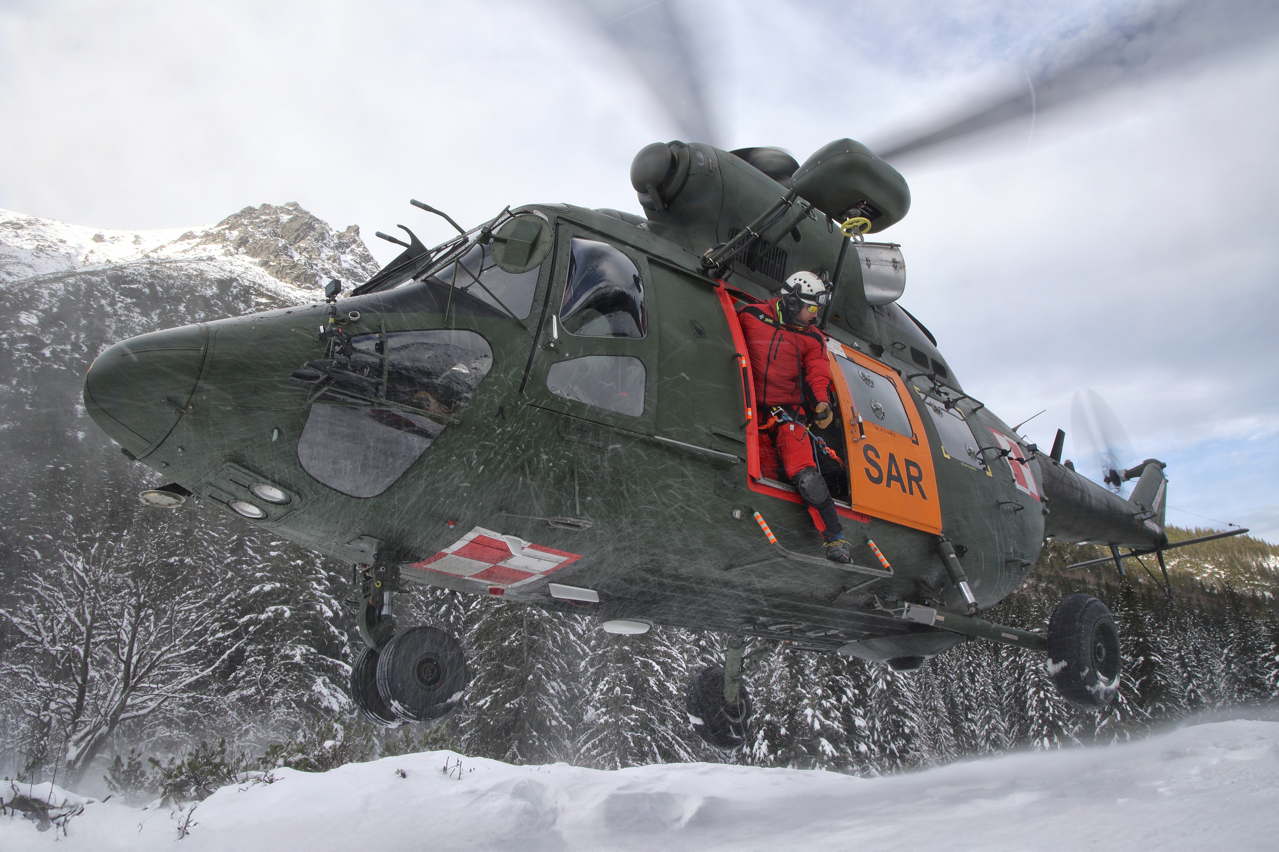 Polish Air Force SAR W-3 during training mission with Tatra Moutain Rescue Service