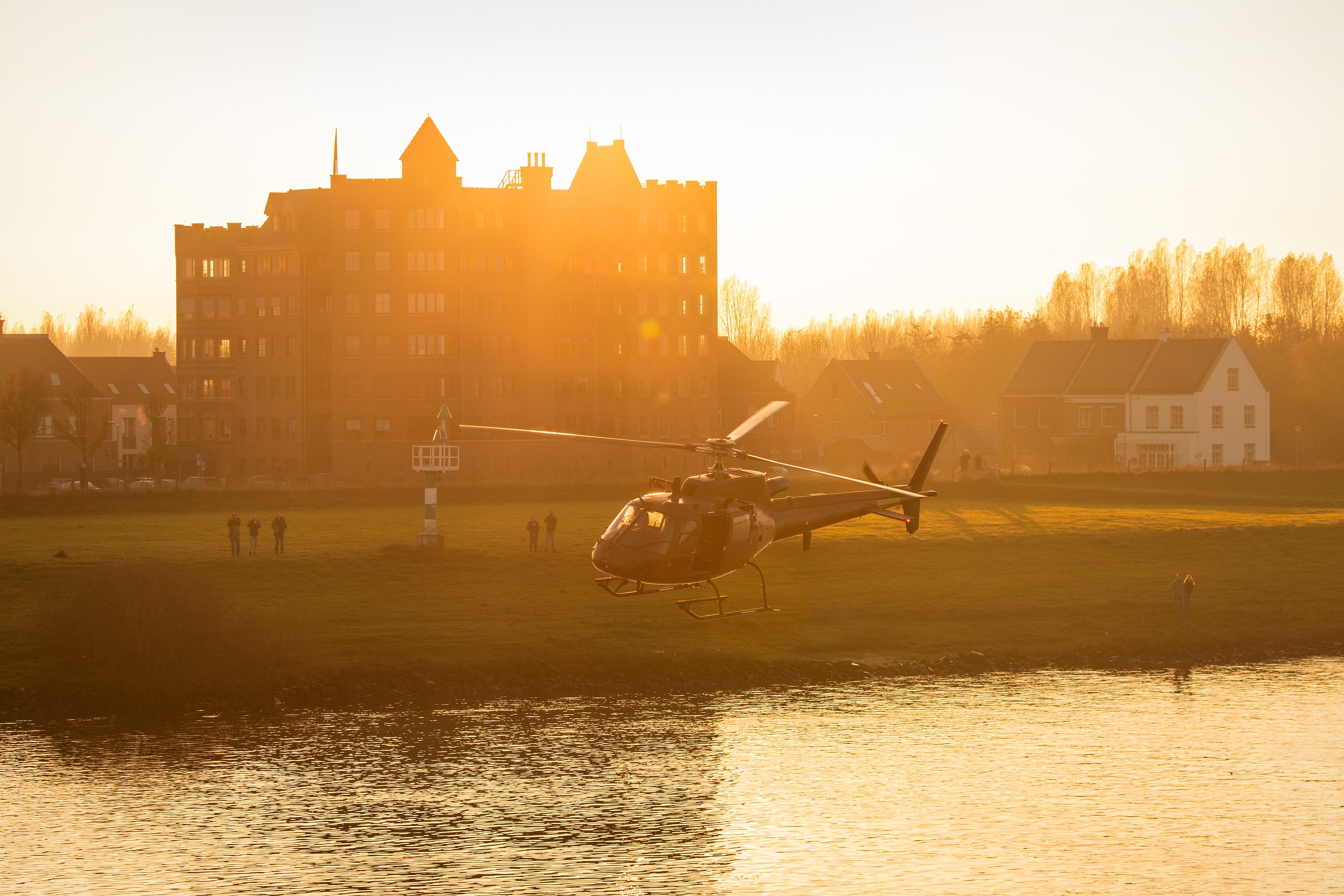 This Danish Fennec was working with SOF boats during exercise with Dutch police. During this exercise troops did fastroping from the helicopter into the boats, with low or high speeds.